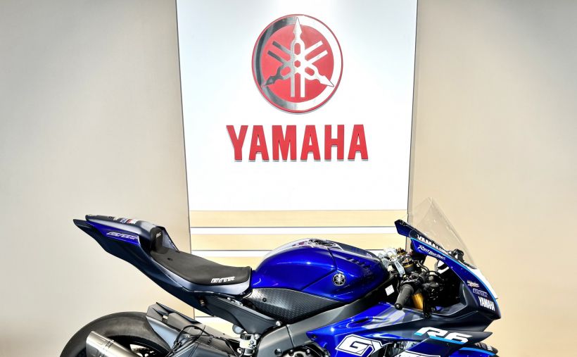 YAMAHA YZF-R6 GYTR 1