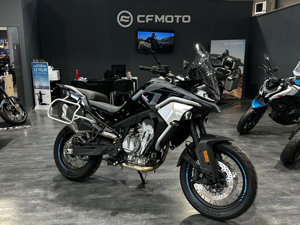 CF MOTO 800 MT Sport 0