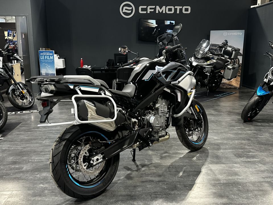 CF MOTO 800 MT Sport 10