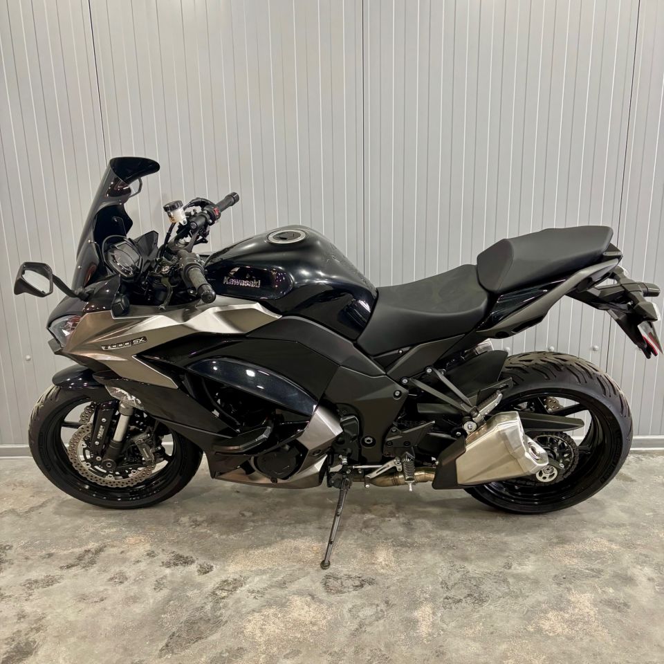 KAWASAKI Z 1000 SX 9