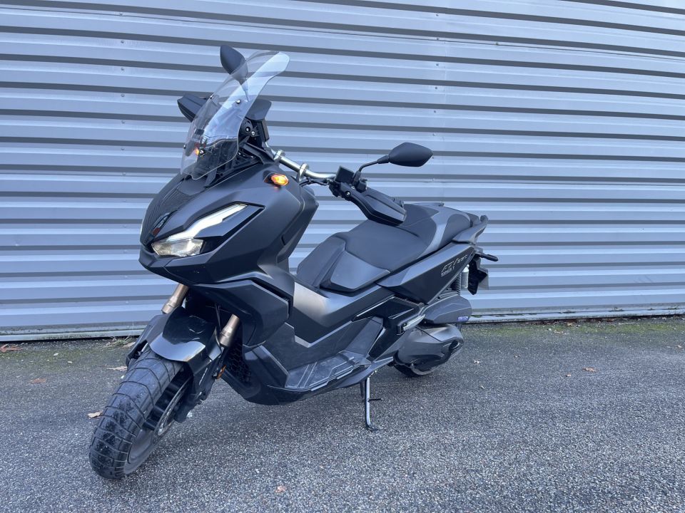 HONDA ADV 350 12