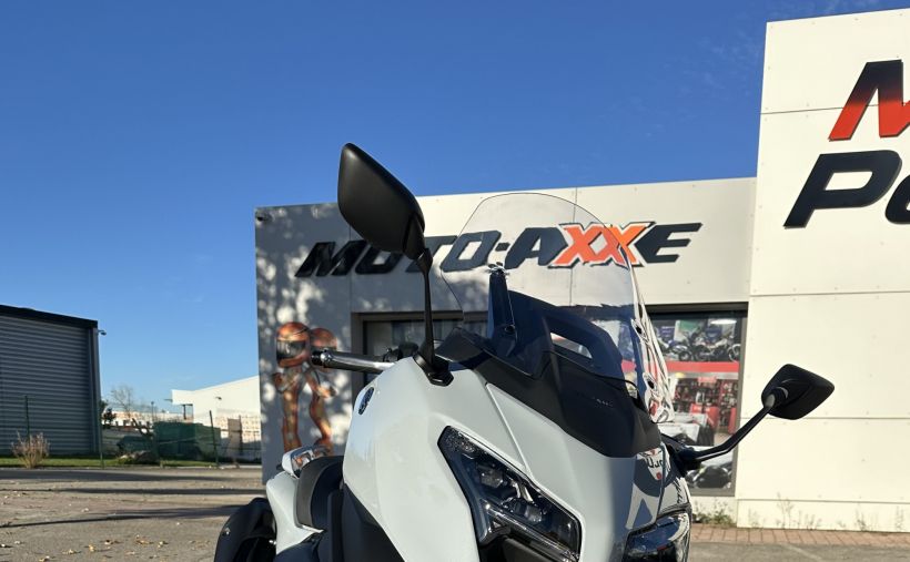 YAMAHA XP T-MAX 560 TECH MAX 1