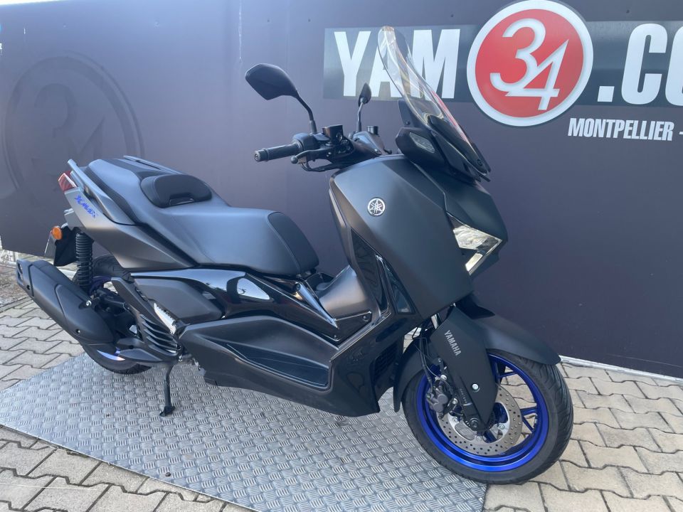 YAMAHA X-MAX 125 2