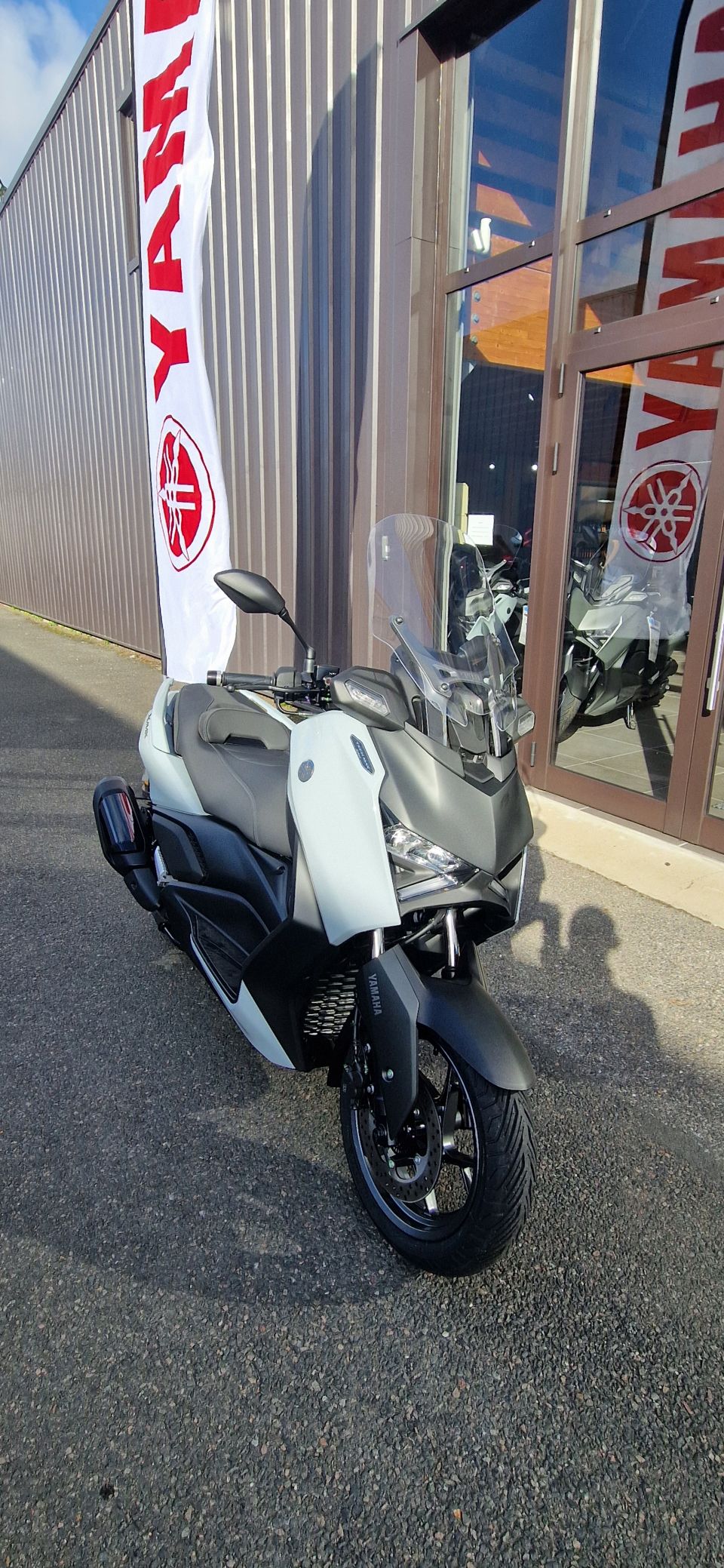 YAMAHA XMAX 300 Tech Max 2