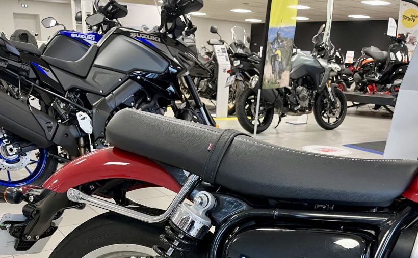 BSA GOLDSTAR 650 1