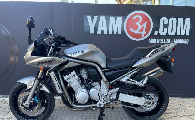 YAMAHA FZS FAZER 1000 4
