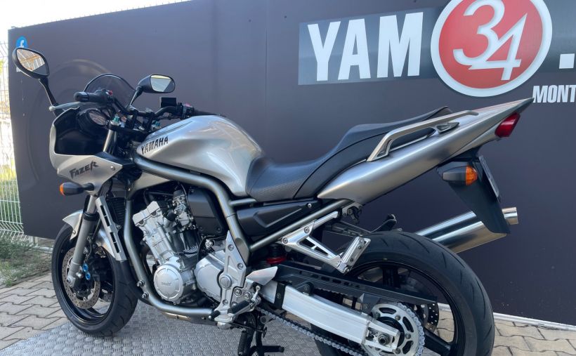 YAMAHA FZS FAZER 1000 6