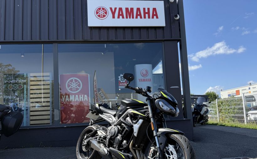 TRIUMPH STREET TRIPLE 765 RS 0