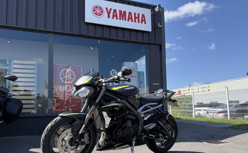 TRIUMPH STREET TRIPLE 765 RS 1