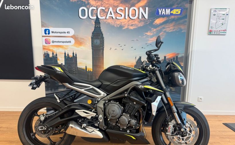TRIUMPH STREET TRIPLE 765 RS 0