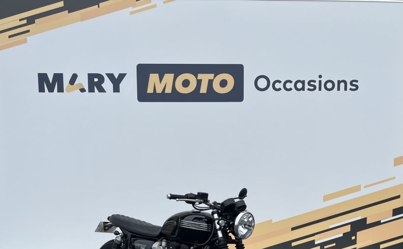 TRIUMPH BONNEVILLE T120 39