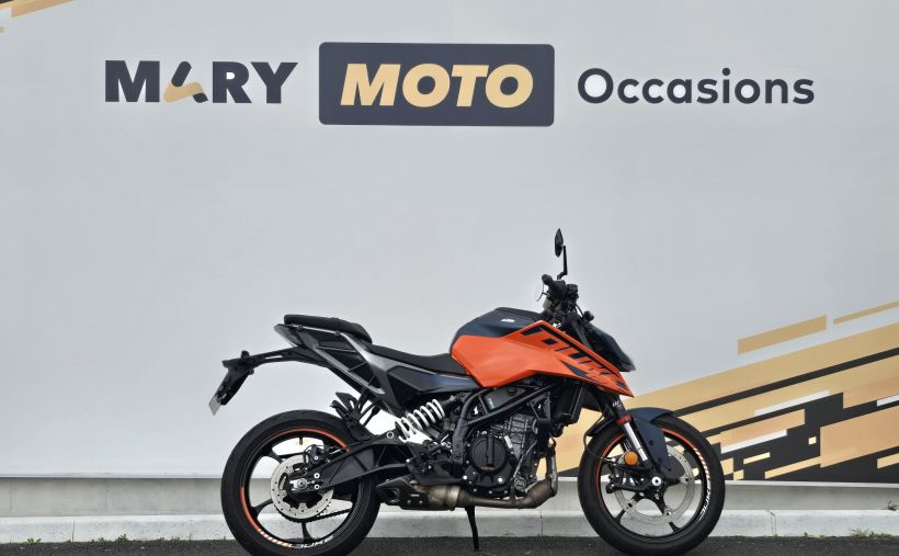 KTM 125 DUKE ABS 0