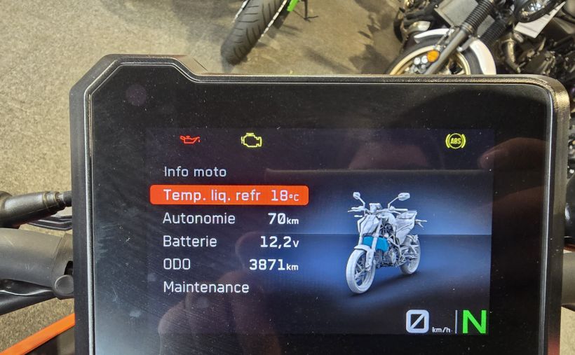 KTM 125 DUKE ABS 52