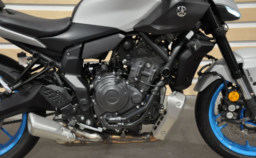 YAMAHA MT-07 (47.5CV) 1