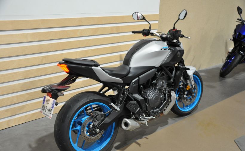 YAMAHA MT-07 (47.5CV) 4