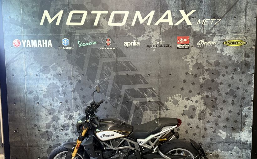 INDIAN FTR 1200 R CARBON 4