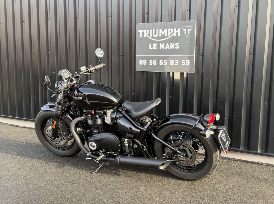 TRIUMPH Bonneville Bobber 1200 15