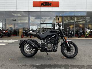 HUSQVARNA SVARTPILEN 125 ABS - 2023