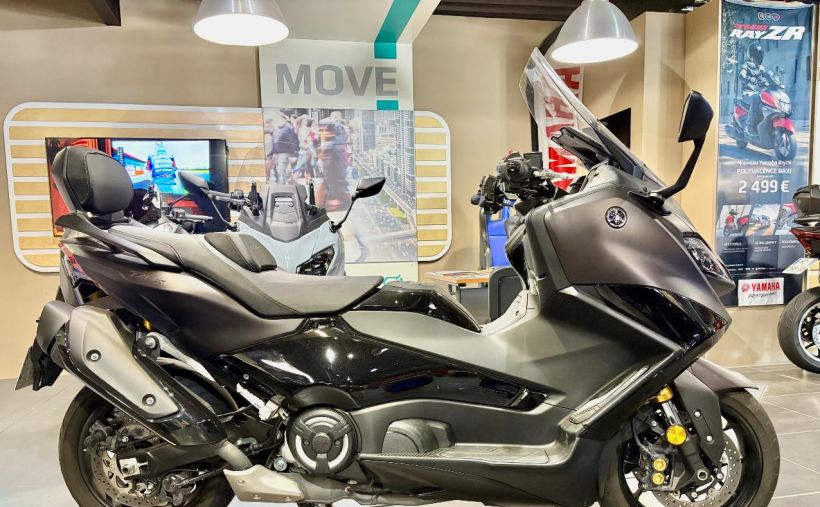 YAMAHA XP T-MAX 560 TECH MAX 1