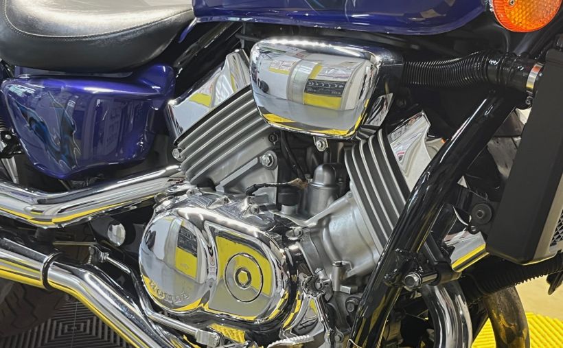 HONDA VFC 7