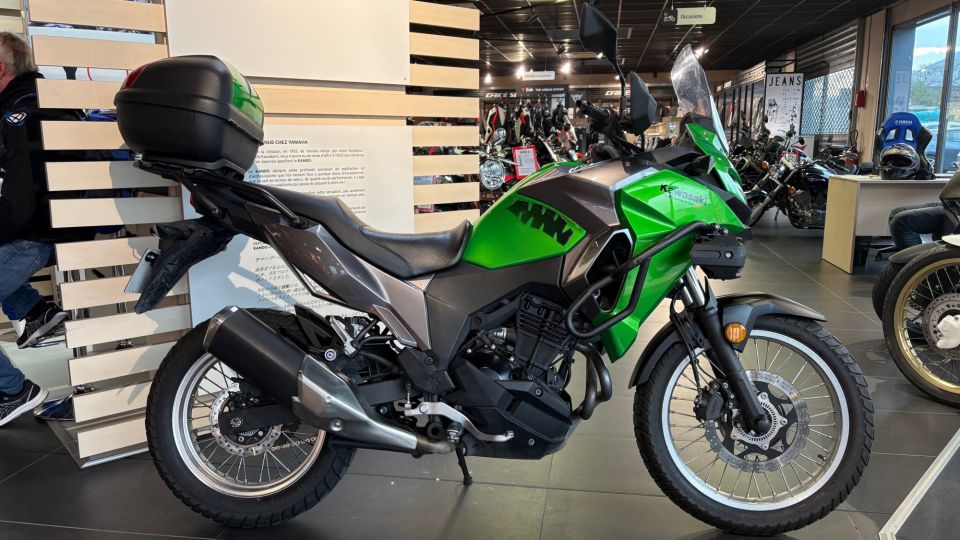 KAWASAKI VERSYS-X 300 1