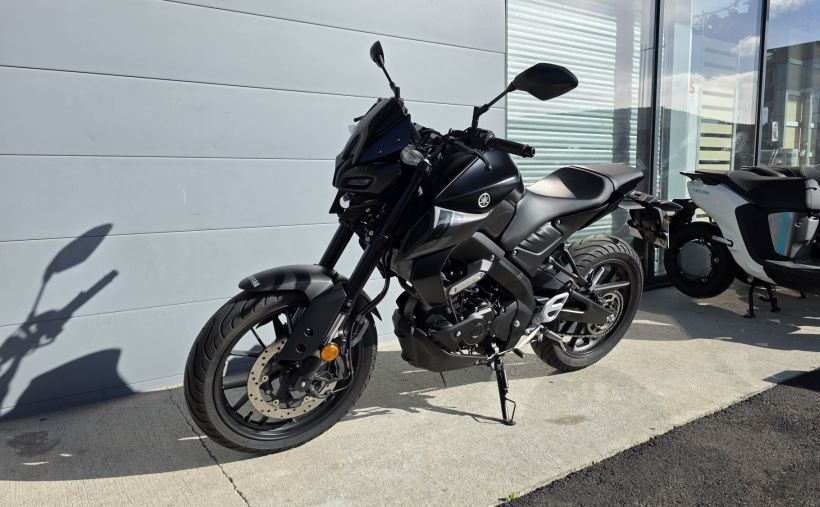 YAMAHA MT-125 ABS 6