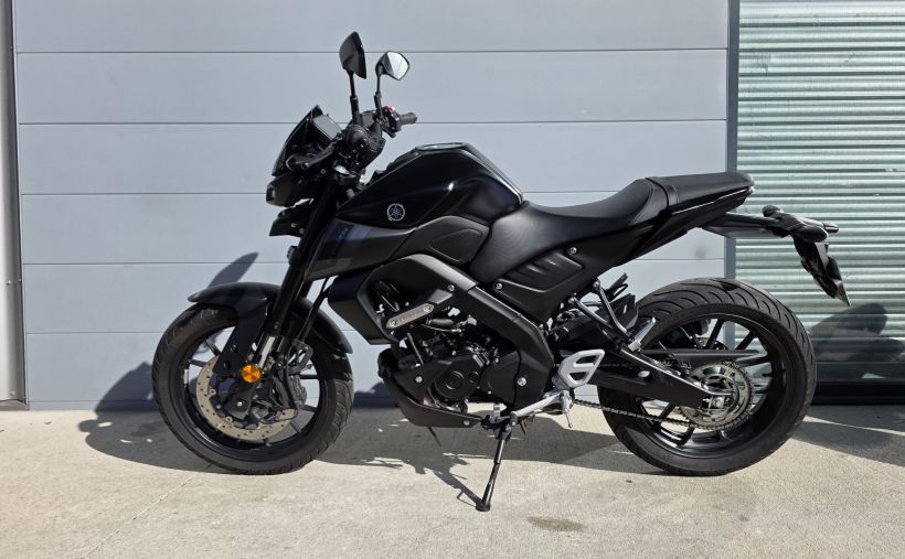 YAMAHA MT-125 ABS 4