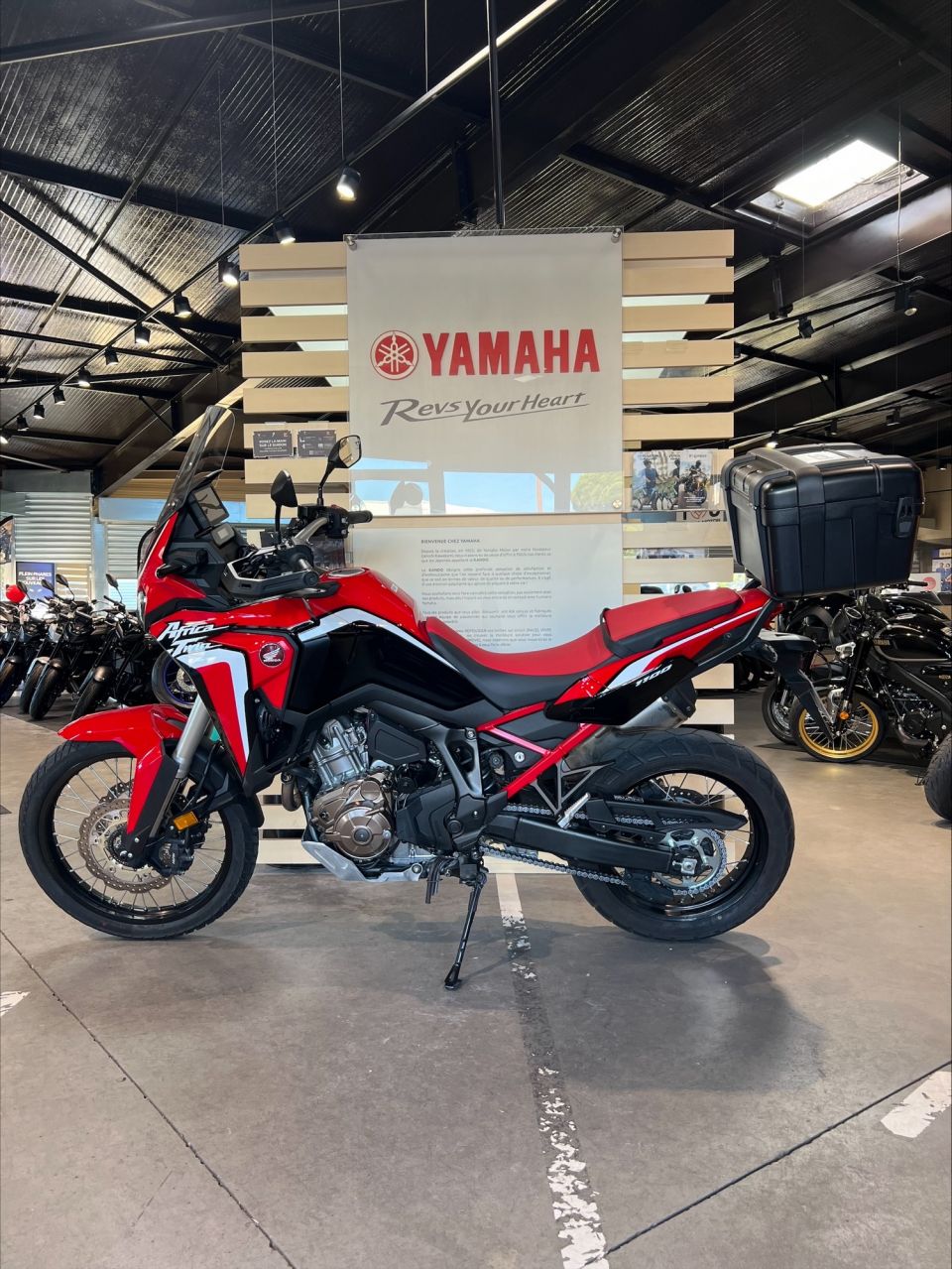 HONDA Africa Twin CRF1100L 2