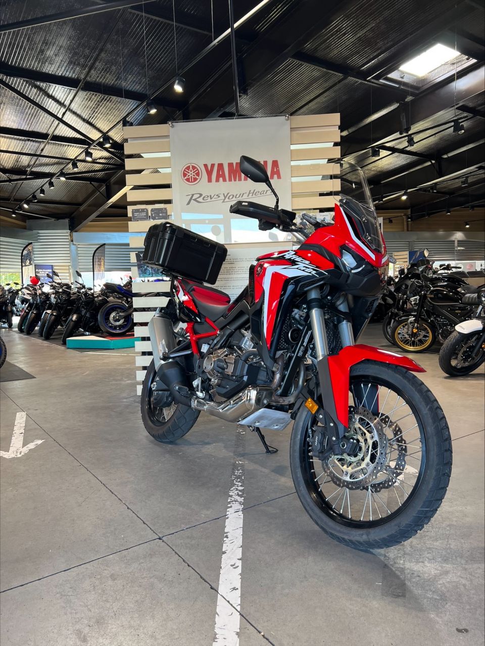 HONDA Africa Twin CRF1100L 4