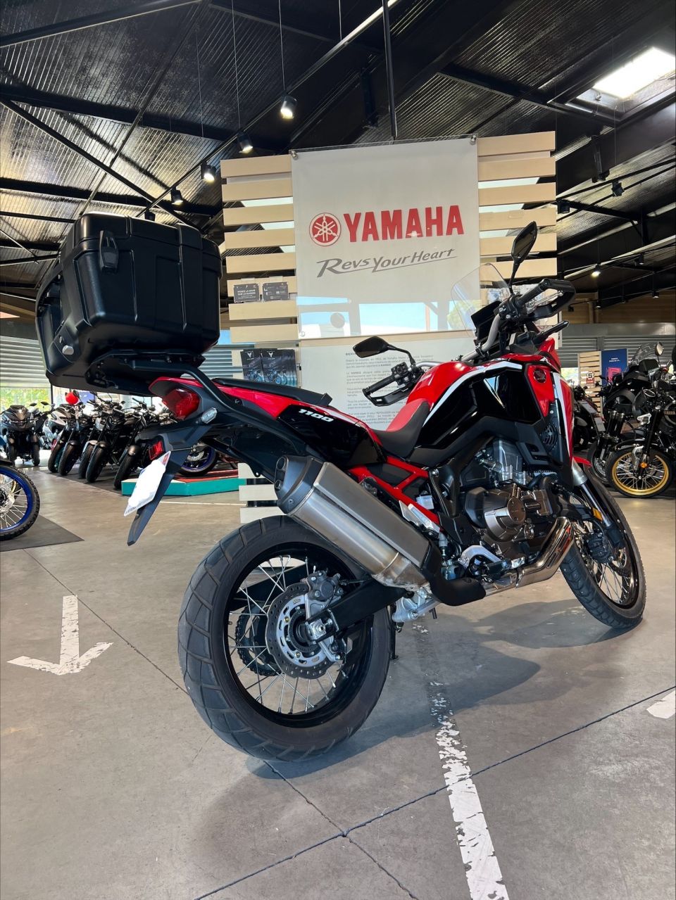 HONDA Africa Twin CRF1100L 6