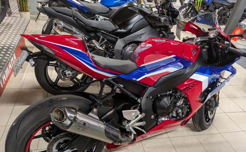 HONDA CBR 1000 RR FIREBLADE - HRC 50