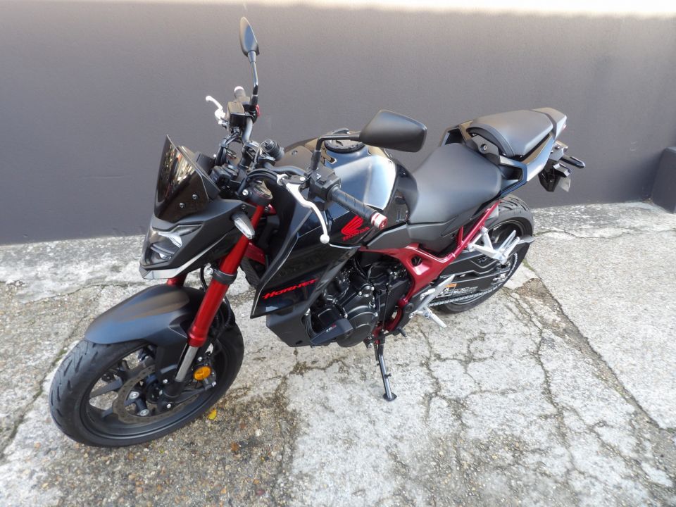 HONDA CB 750 HORNET 4