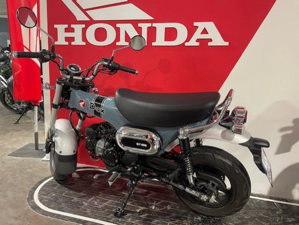HONDA DAX ST 3