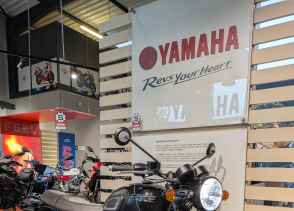 TRIUMPH BONNEVILLE T120 - 2023