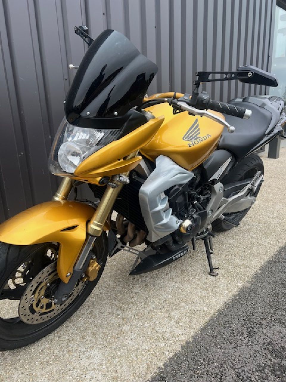 HONDA CB 600 F HORNET 4