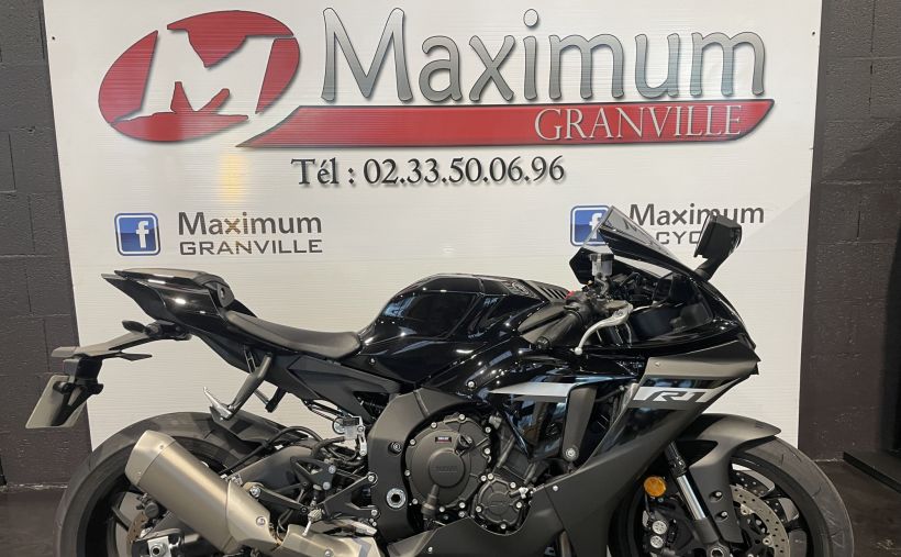 YAMAHA YZF 1000 R1 0