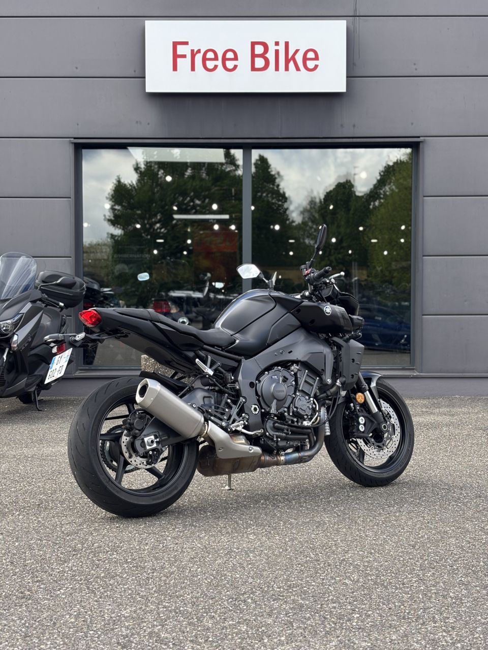 YAMAHA MT-10 1
