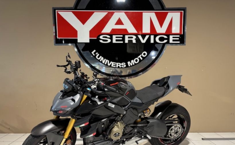 DUCATI STREETFIGHTER V4S 1