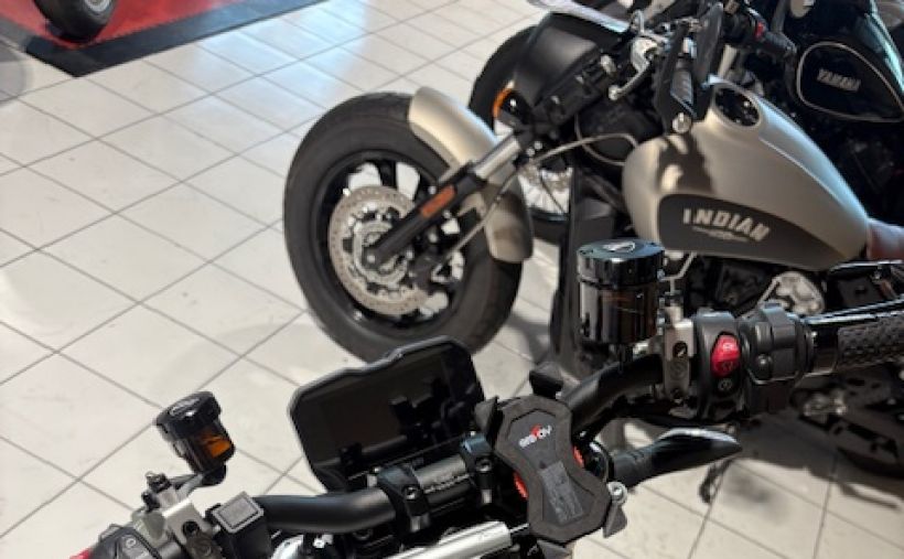 DUCATI STREETFIGHTER V4S 2