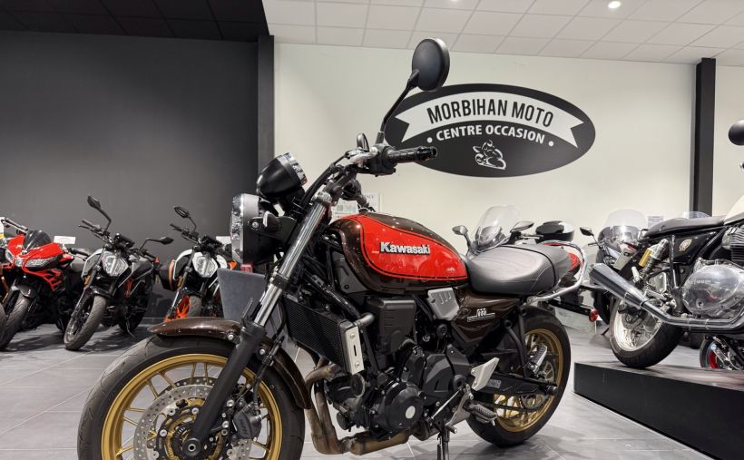 KAWASAKI Z 650 RS 0