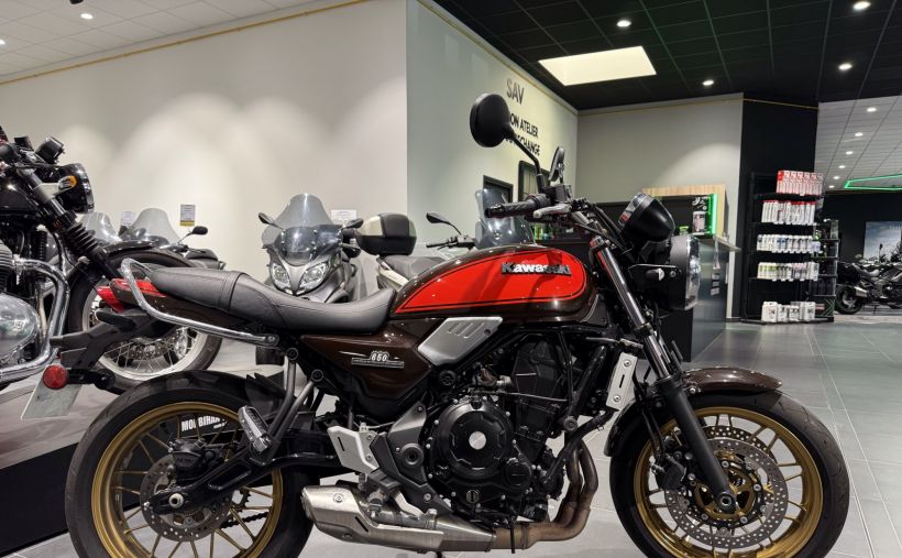 KAWASAKI Z 650 RS 1