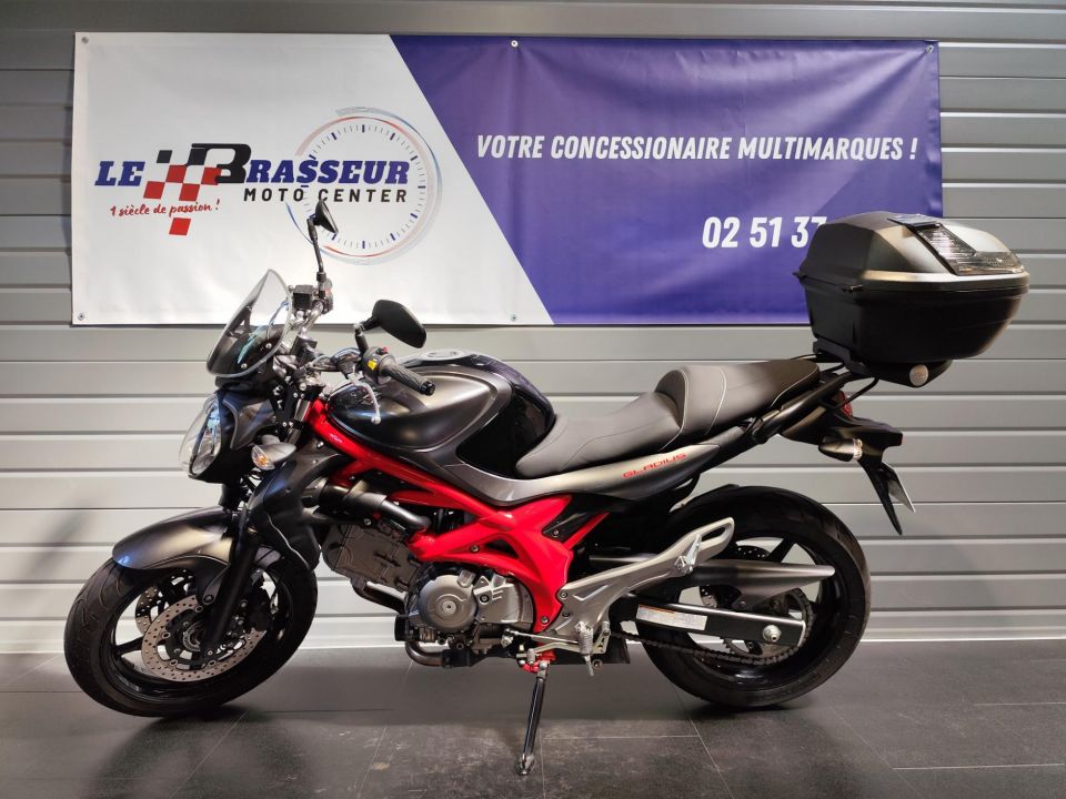 SUZUKI GLADIUS 650 ABS 0