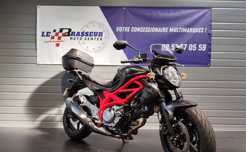SUZUKI GLADIUS 650 ABS 2