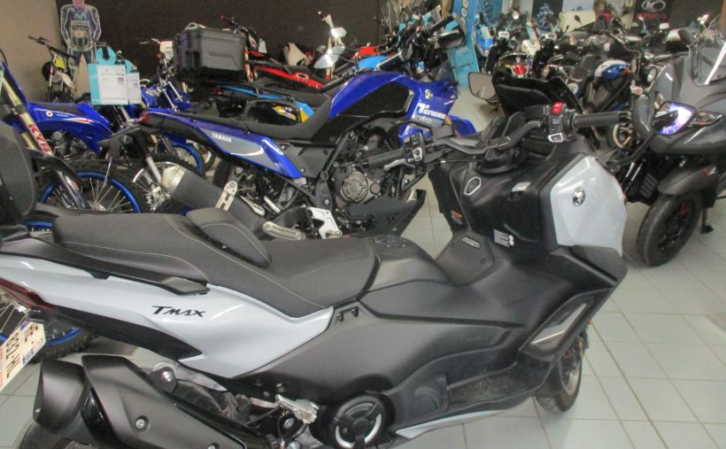 YAMAHA XP T-MAX 560 TECH MAX 30