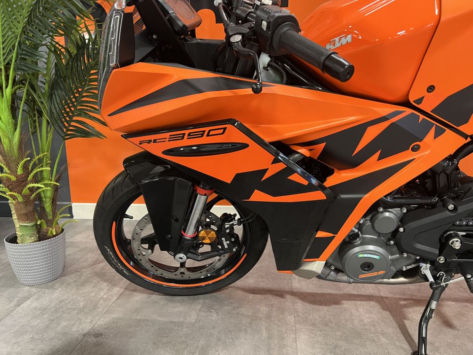 KTM RC 390 36