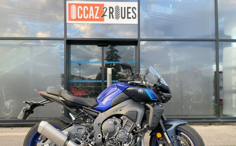 YAMAHA MT-10 6