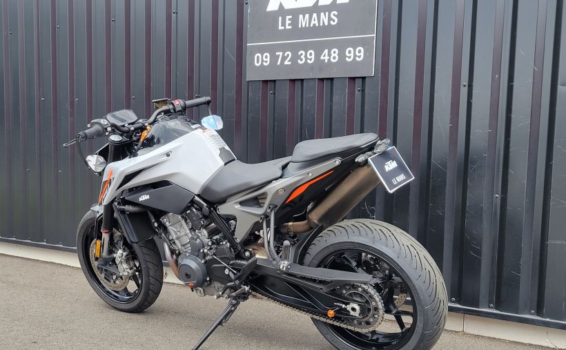 KTM 790 DUKE L 3
