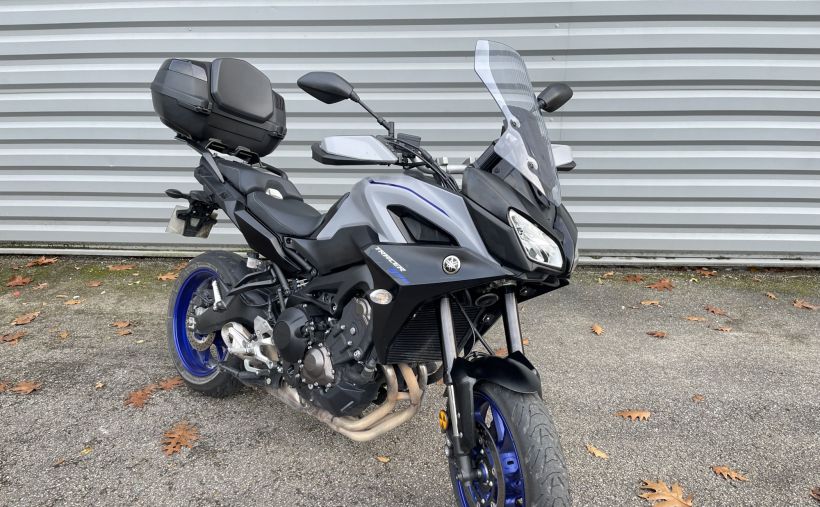 YAMAHA TRACER 9 8