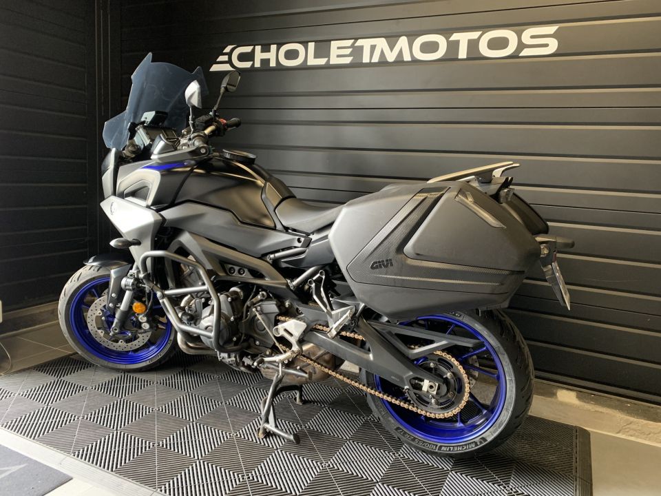 YAMAHA MT-09 TRACER 8