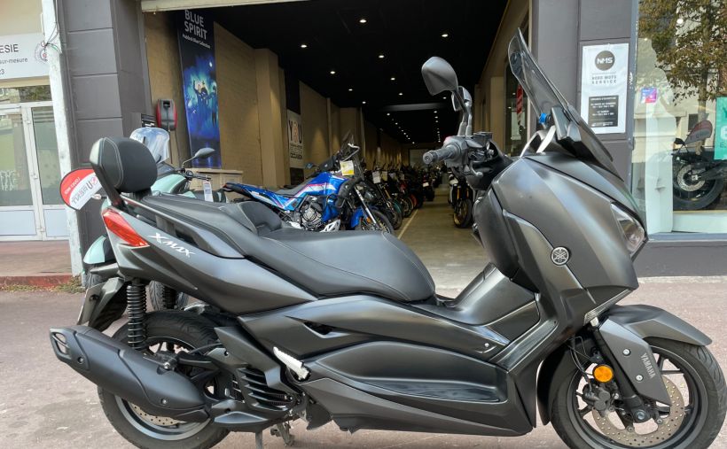 YAMAHA XMAX 125 0